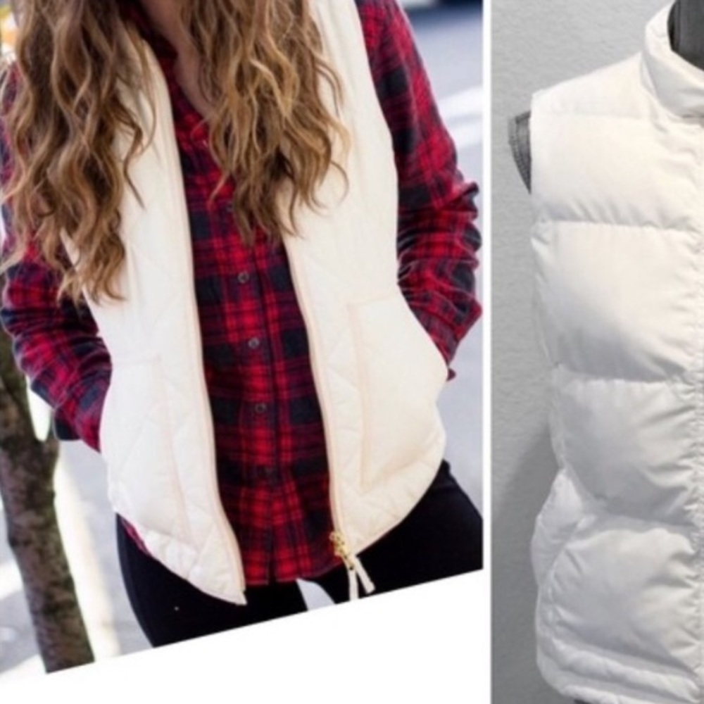 J.CREW white puffer vest in winter white, zip front with button & toggle detail